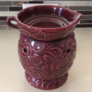 Scentsy Retired Malta Burgundy/Red Full-size Ceramic Warmer~ no box, EUC